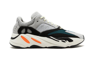 Adidas Yeezy
Boost 700