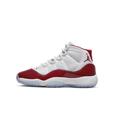 Air Jordan 11 Retro
High