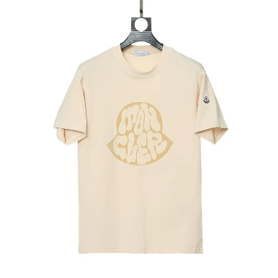 Moncler T-Shirt
Collarless