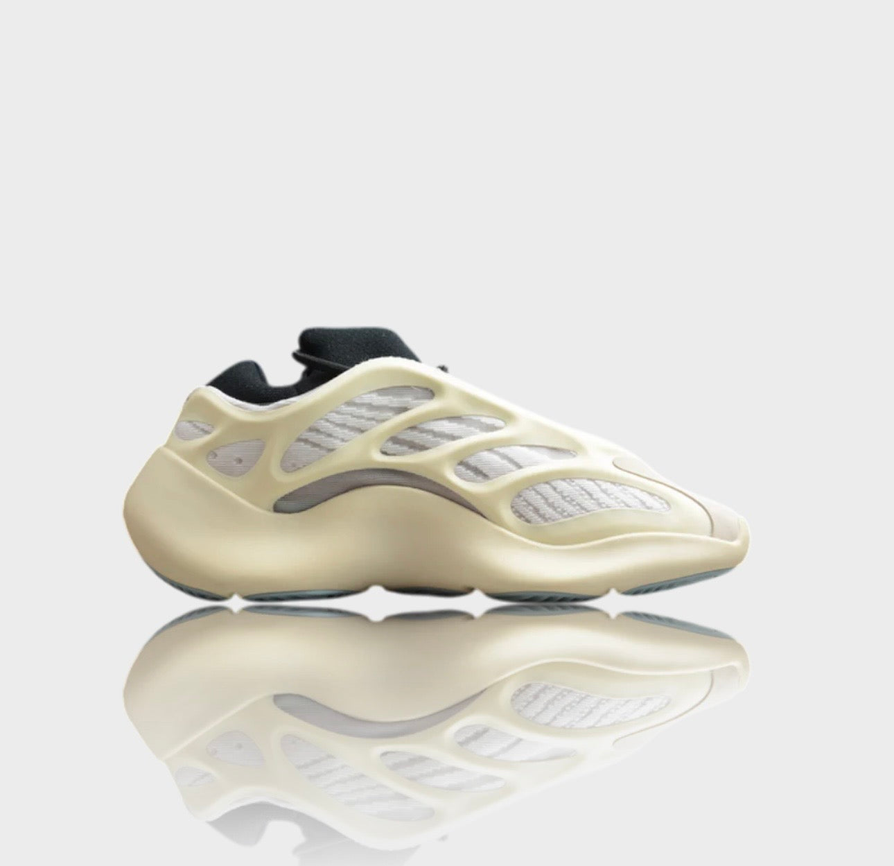 Yzy 700 V3 'Azael