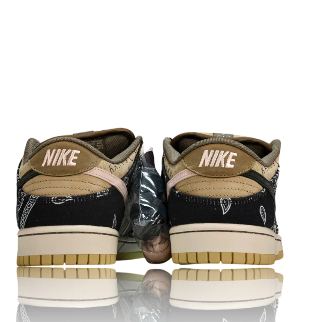 TRAVIS SCOTT X SB DNK LOW