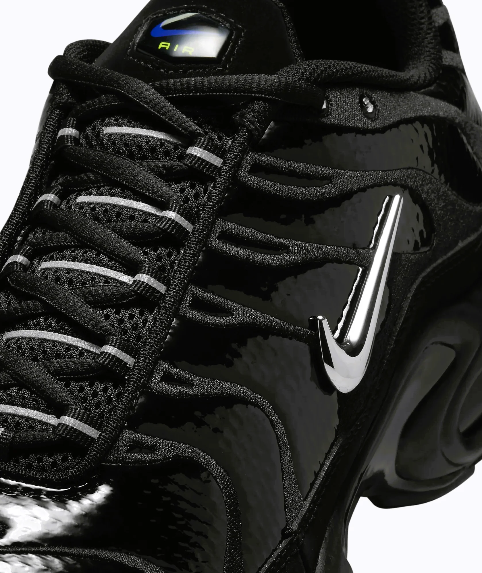 NIKE AIR MAX PLUS
