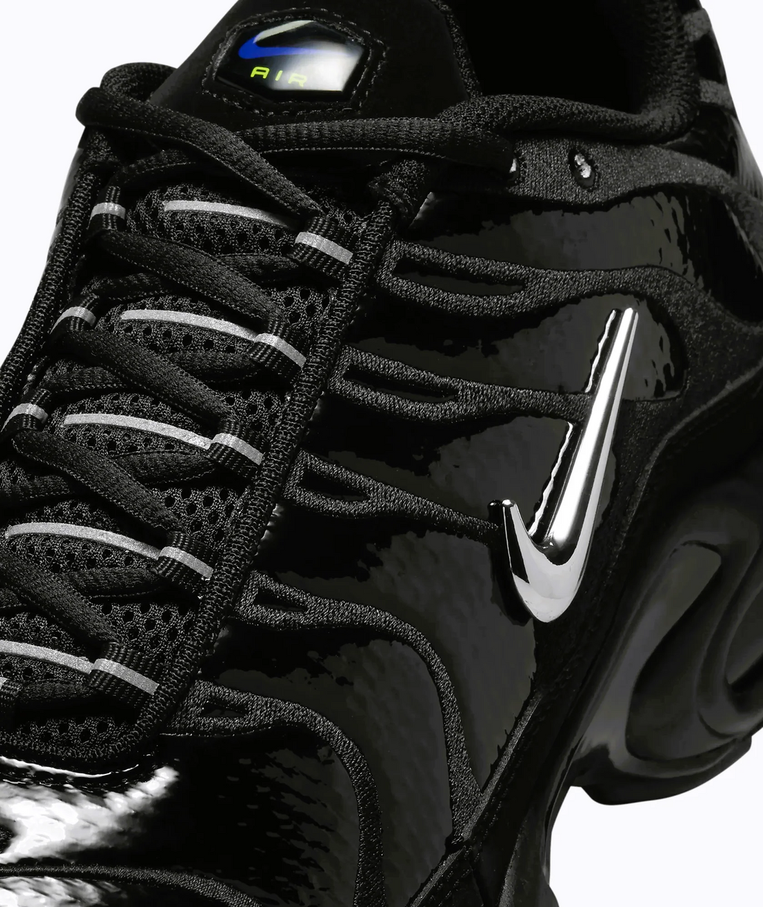 NIKE AIR MAX PLUS