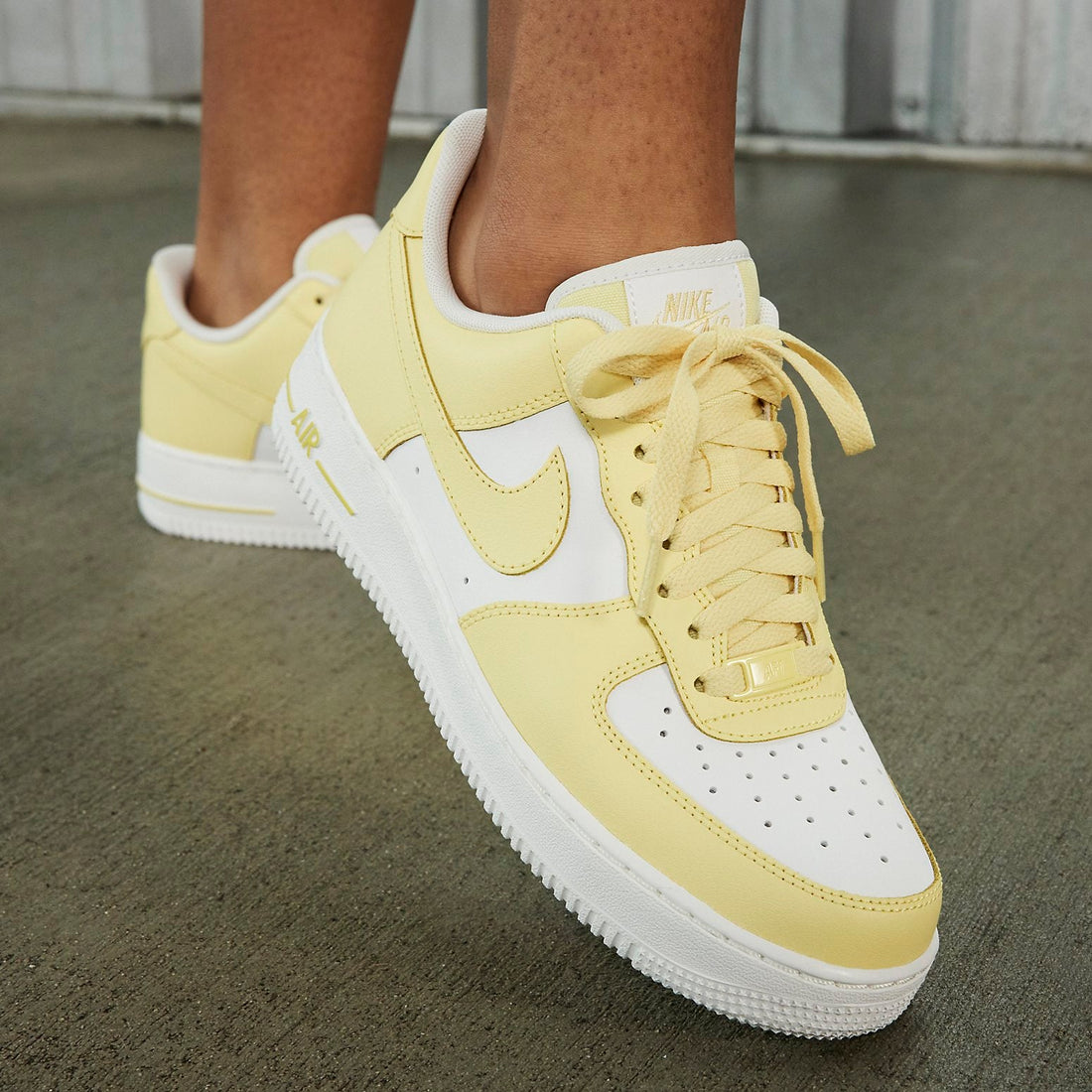 Nike Air Force 1 Low 'Lemon' HF0119-700