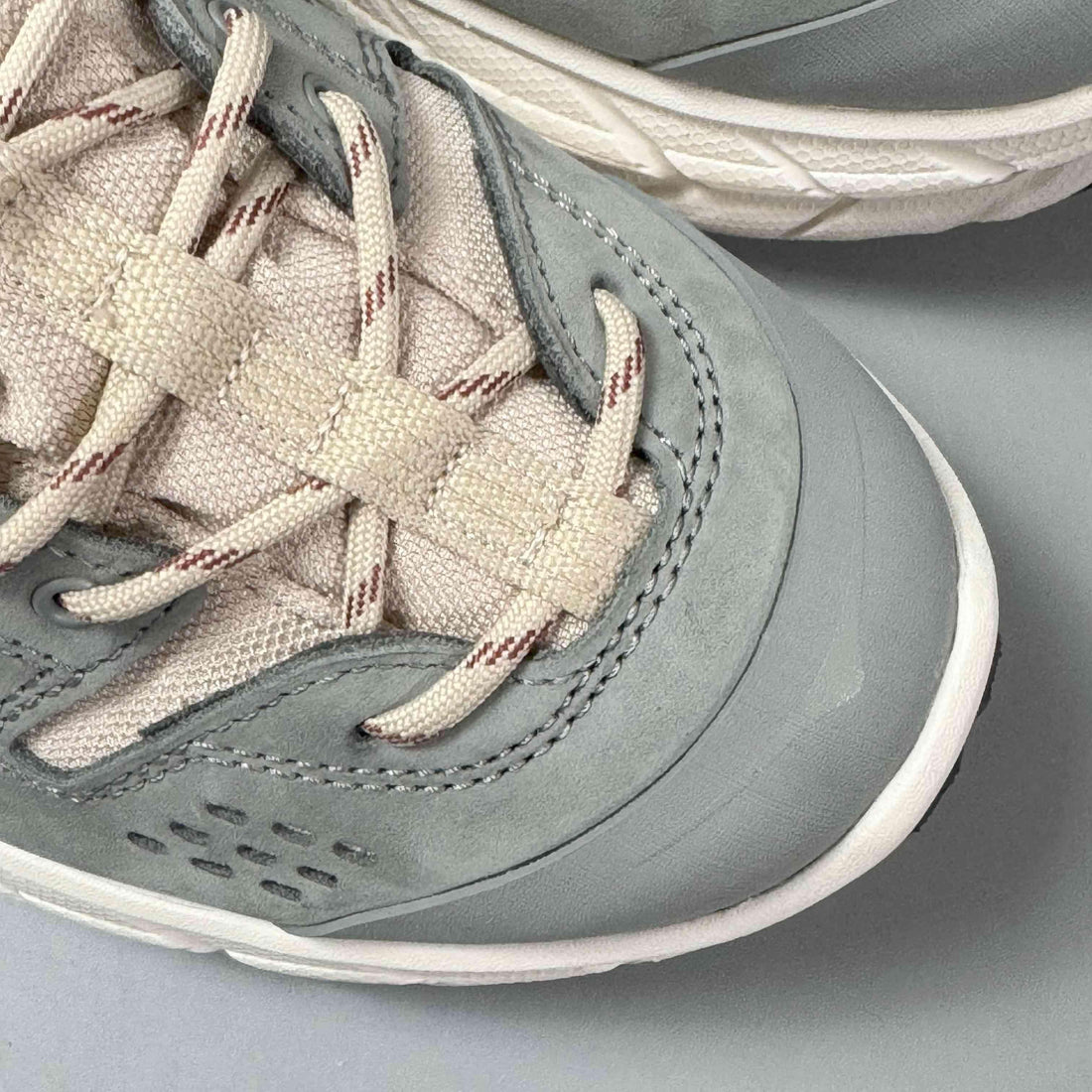 Hoka One One Tor Ultra Lo Limestone Shifting Sand