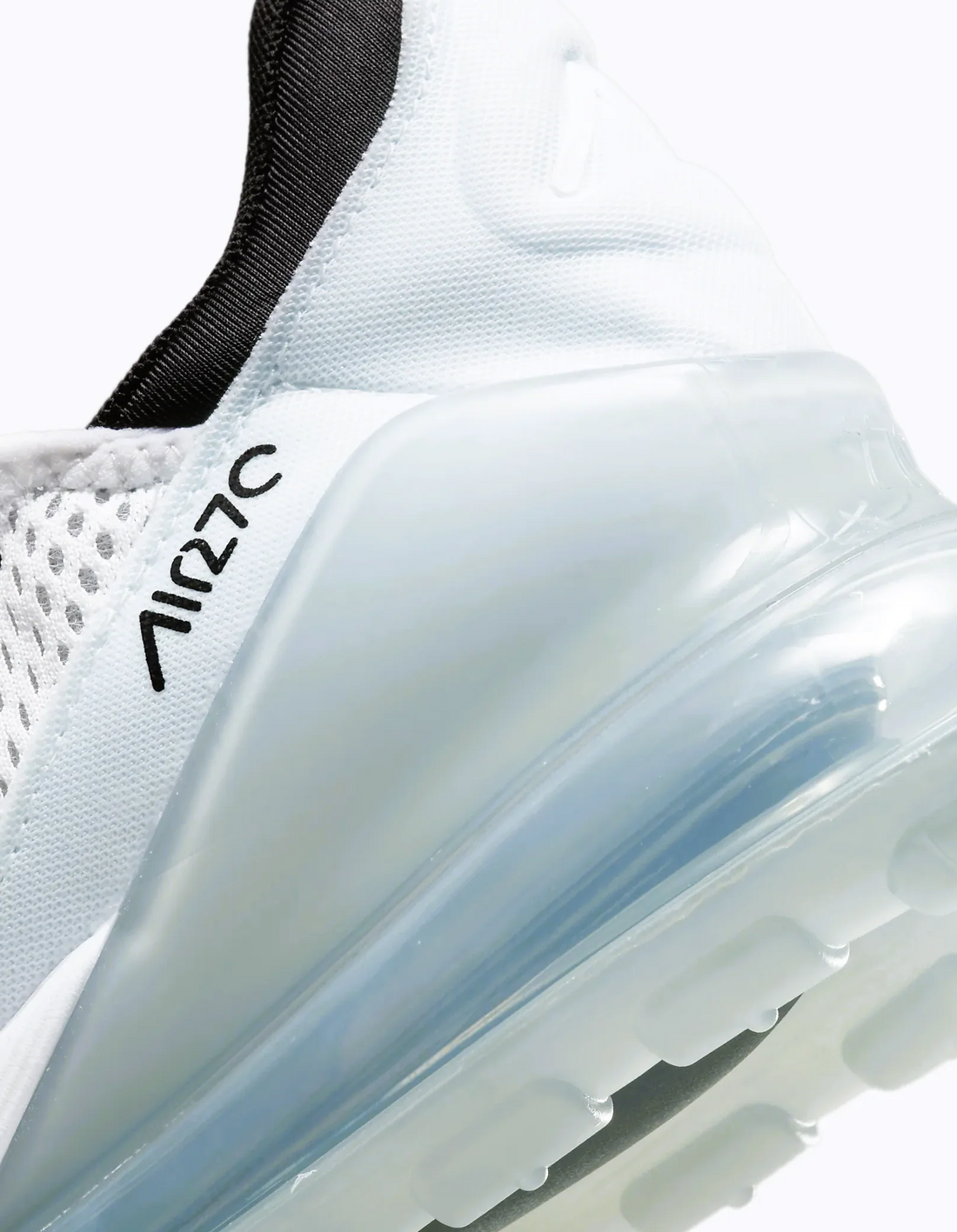NIKE AIR MAX 270