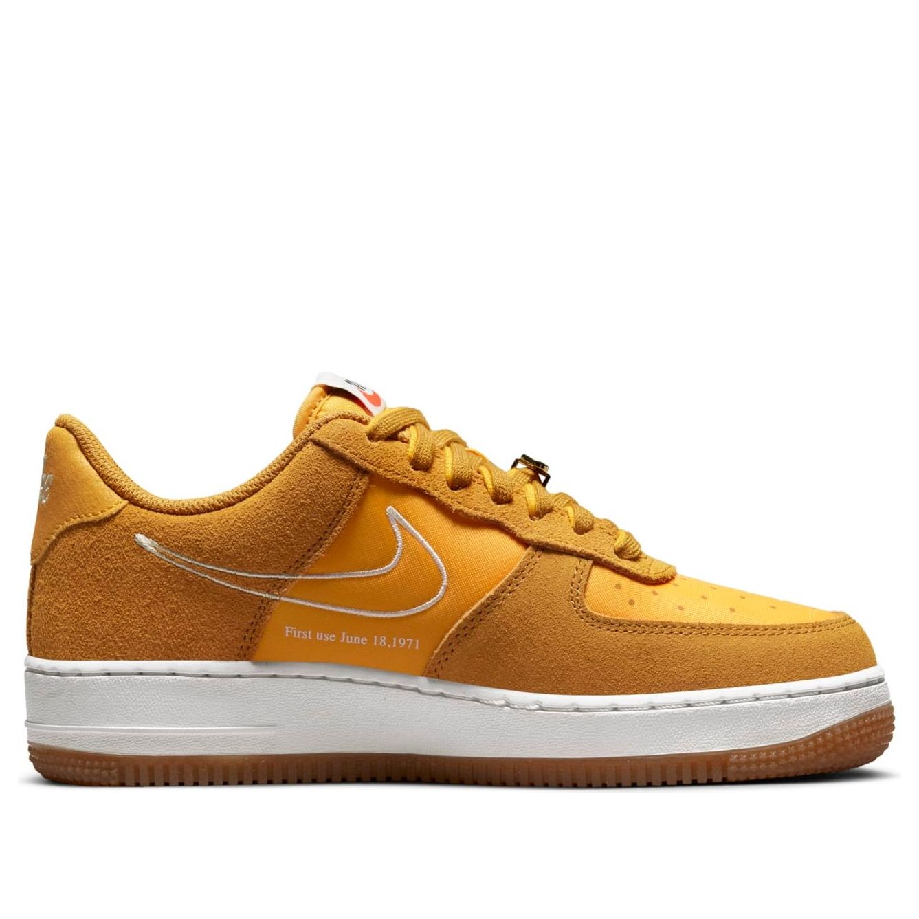 (WMNS) Nike Air Force 1 '07 SE 'First Use - University Gold Gum' DA8302-700