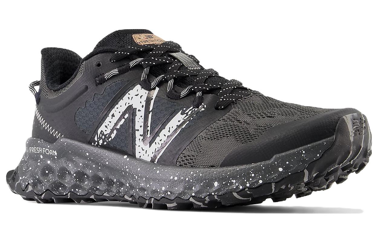 (WMNS) New Balance Fresh Foam Garo Shoes 'Black Sea Salt' WTGAROK1