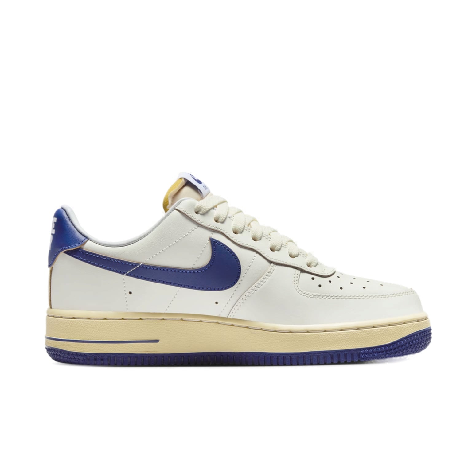 (WMNS) Nike Air Force 1 '07 'Sail Pale Vanilla' FQ8103-133