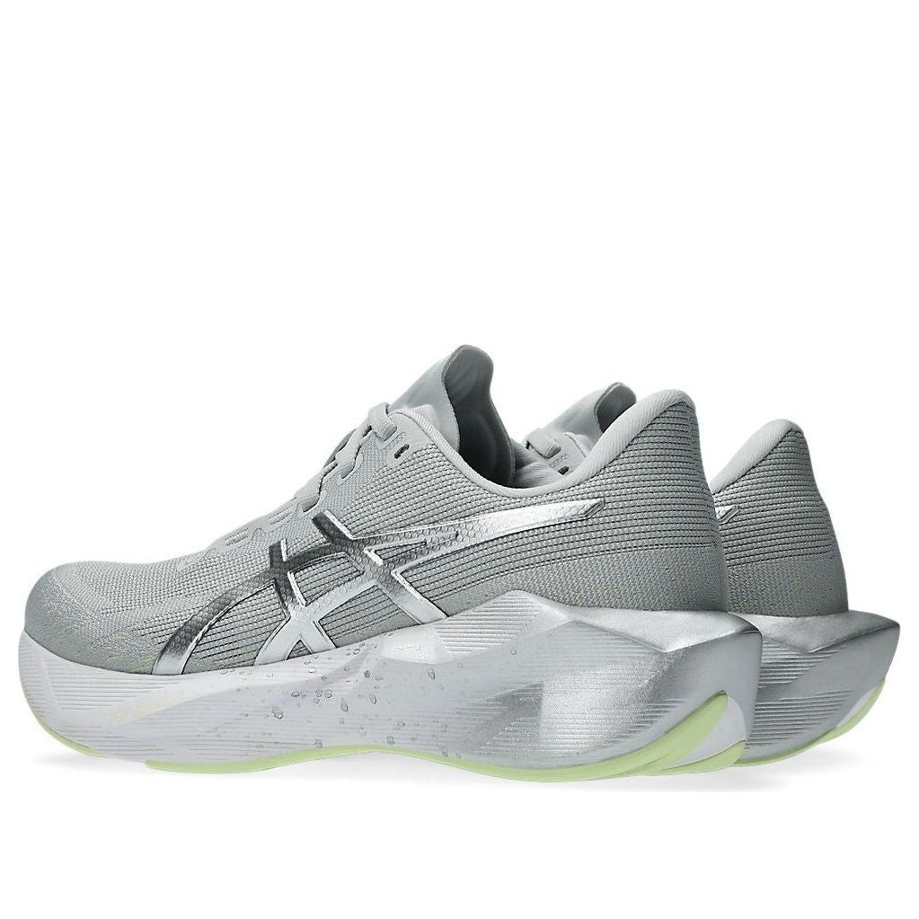 (WMNS) ASICS Novablast 6 'PLatinum Glow Green' 1012C070-020
