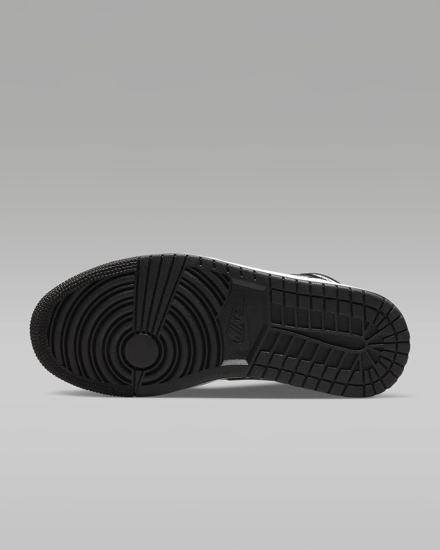 AIR JORDAN 1 MID Black/White