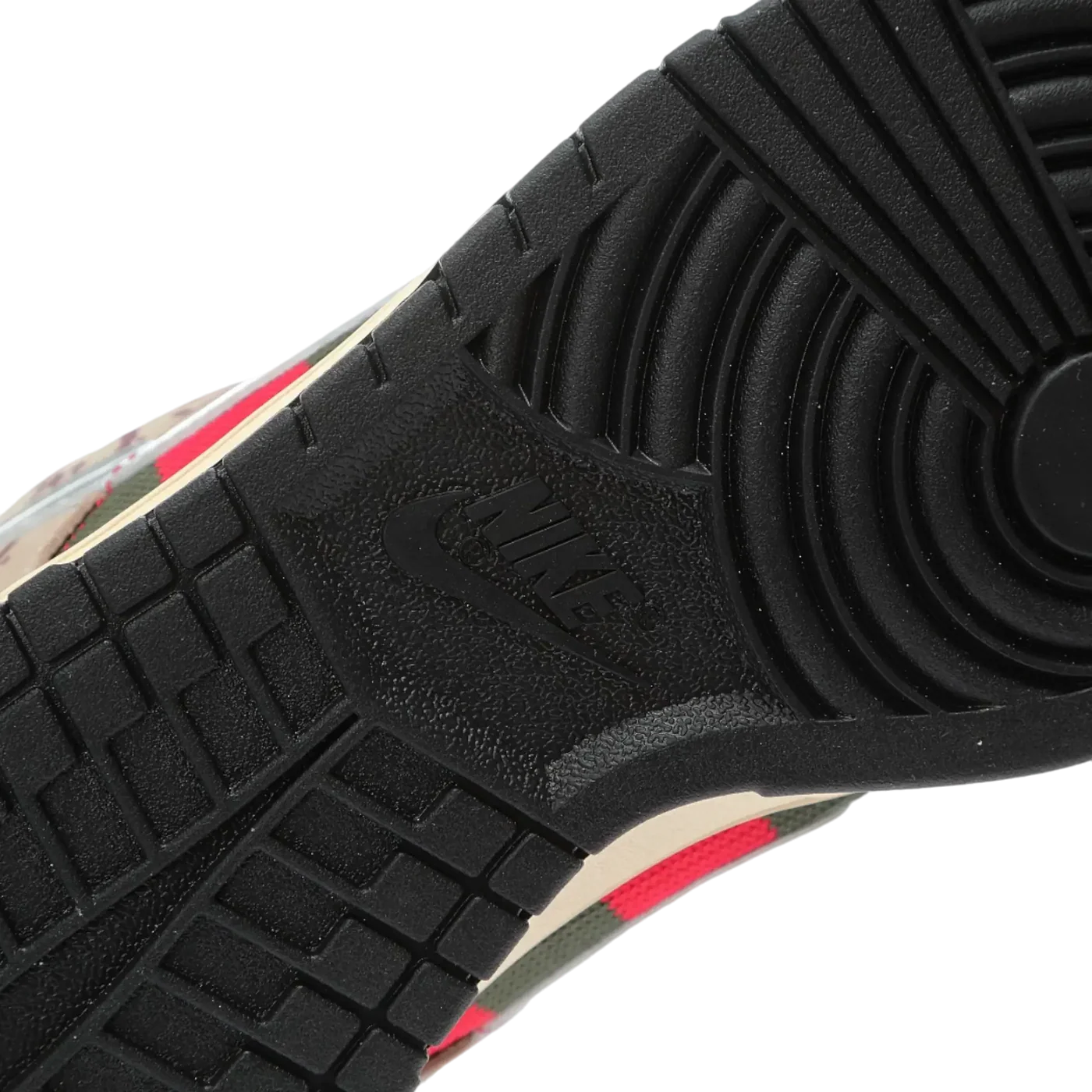 SB DNK LOW 'FREDDY KRUEGER