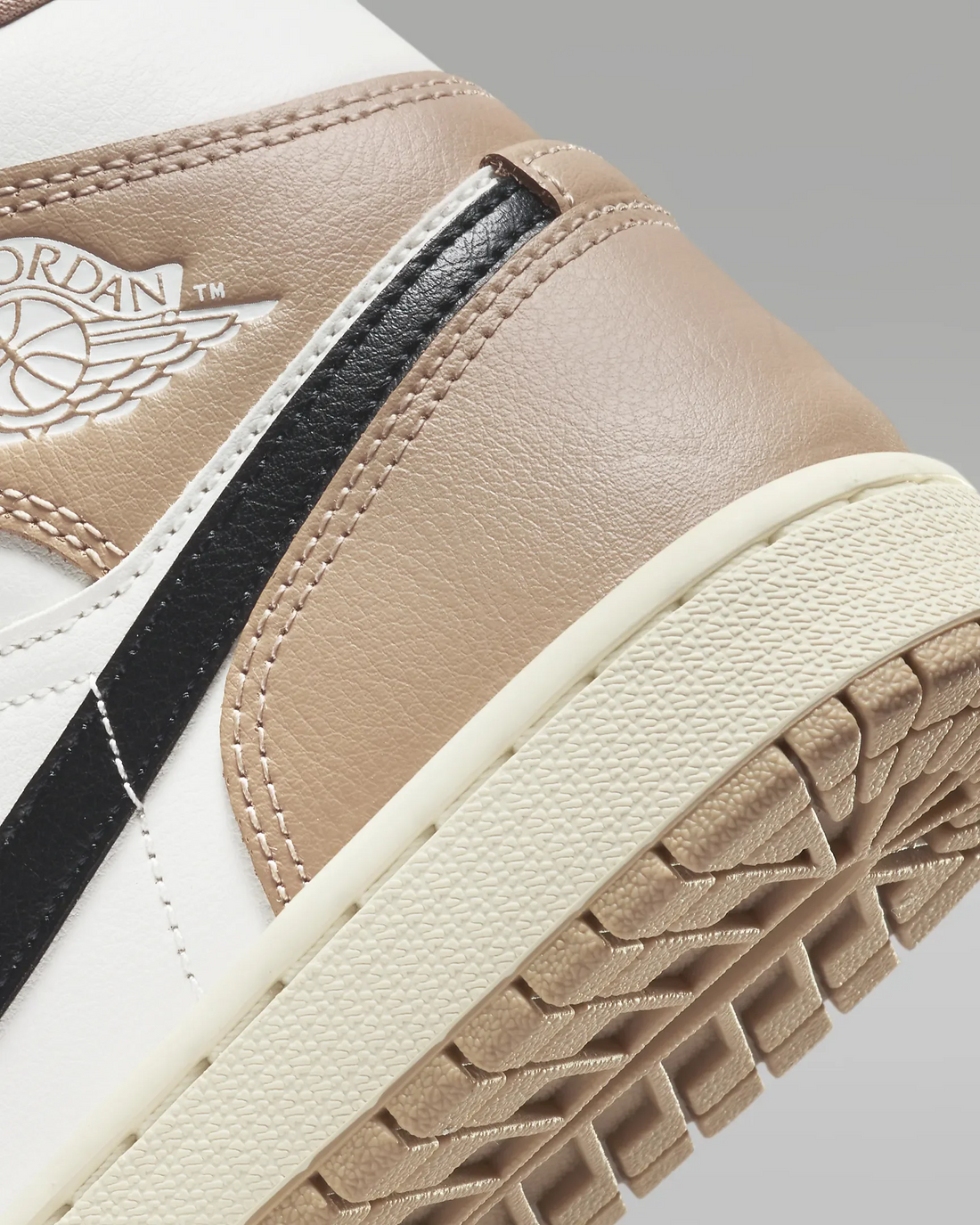 AIR JORDAN 1 Mid