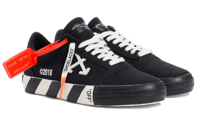 (WMNS) Off-White Vulc Low Top 'Black' OWIA146R198000161000