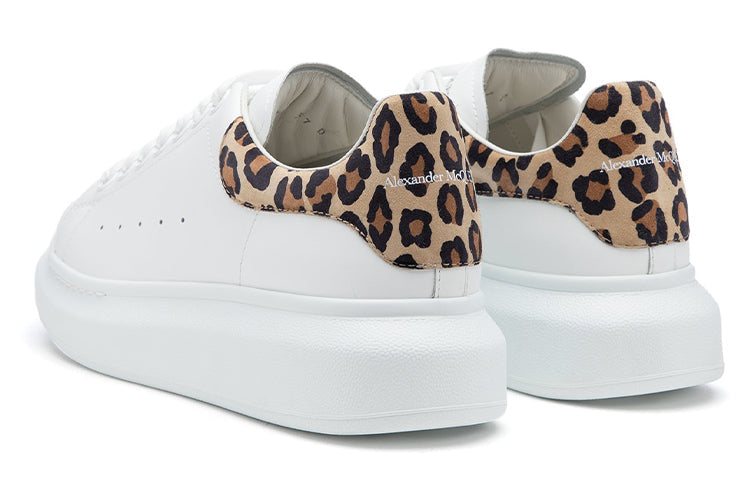 (WMNS) Alexander McQueen Oversized Sneaker 'White Leopard Suede' 650787WHZ4T9316