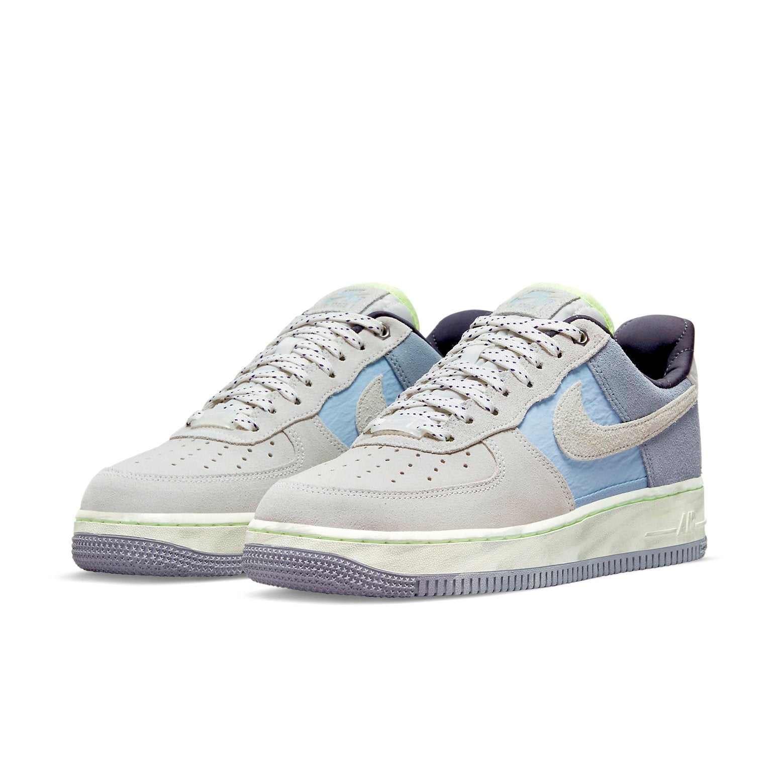 (WMNS) Nike Air Force 1 '07 LX 'Deep Freeze' DO2339-114