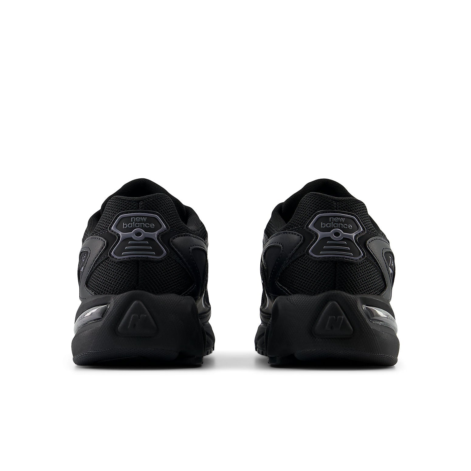 New Balance 725 Sneakers 'Black' ML725CB