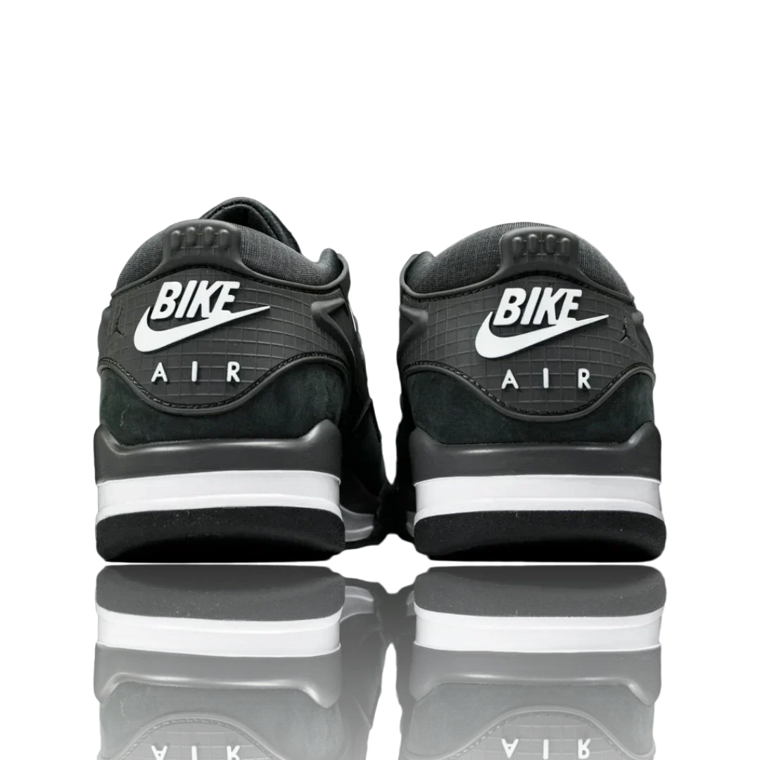 NIGEL SYLVESTER X AJ4 GRANDMA'S DRIVEWAY 'GREY'