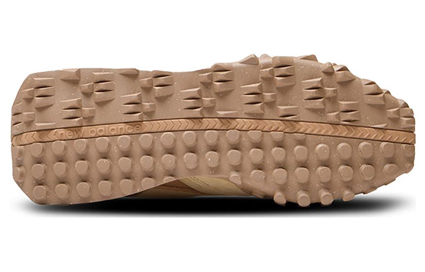 New Balance XC-72 x AURALEE 'Camel' UXC72AL