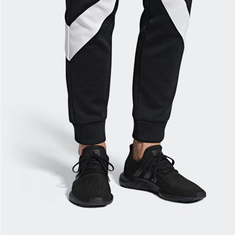 adidas Swift Run 'Core Black' AQ0863