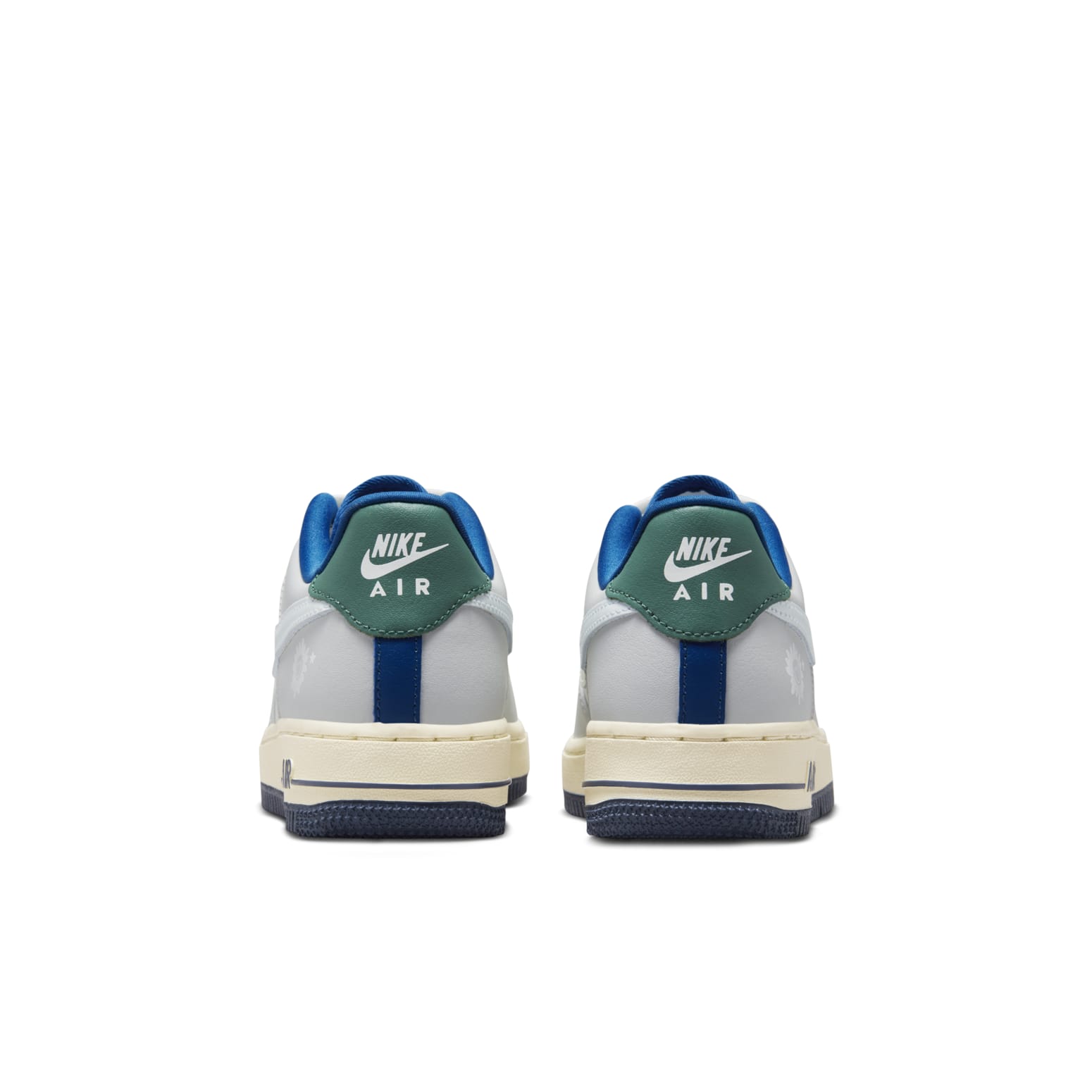 (GS) Nike Air Force 1 LV8 'Sail White Thinder Blue' HM3721-111