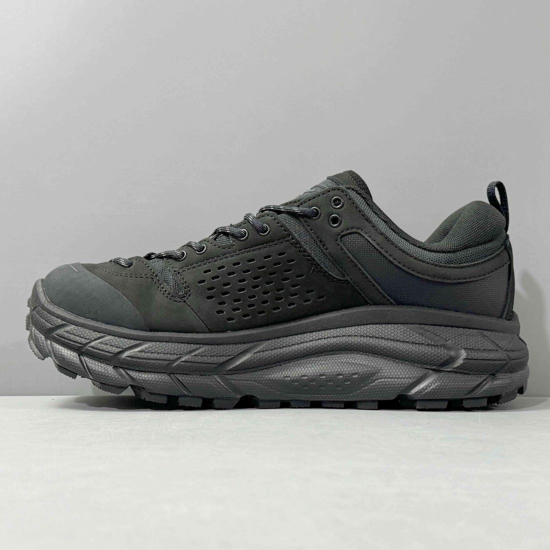 Hoka One One Tor Ultra Low 'Black'