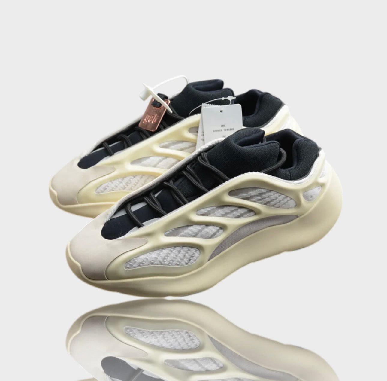 Yzy 700 V3 'Azael