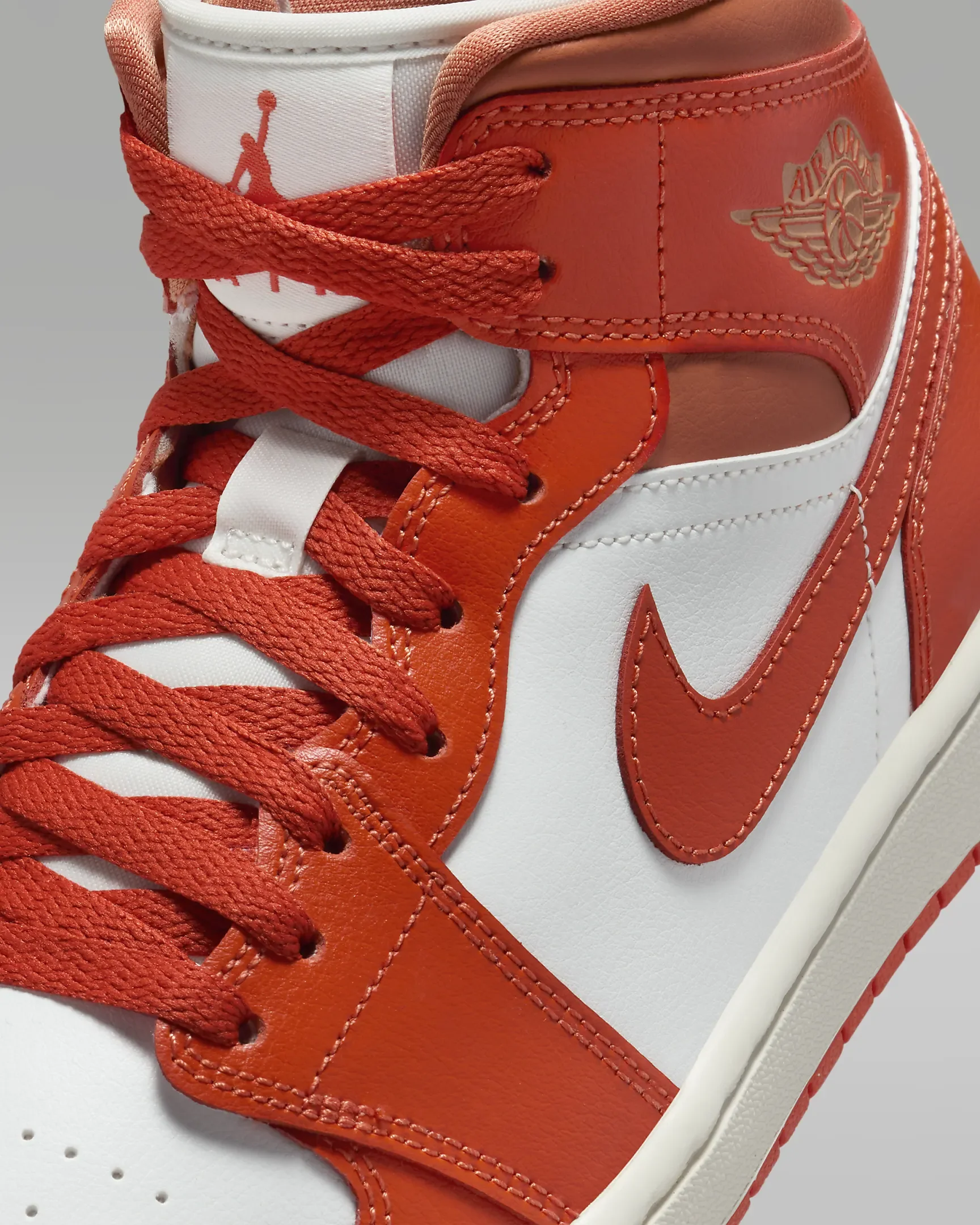 AIR JORDAN 1 Mid