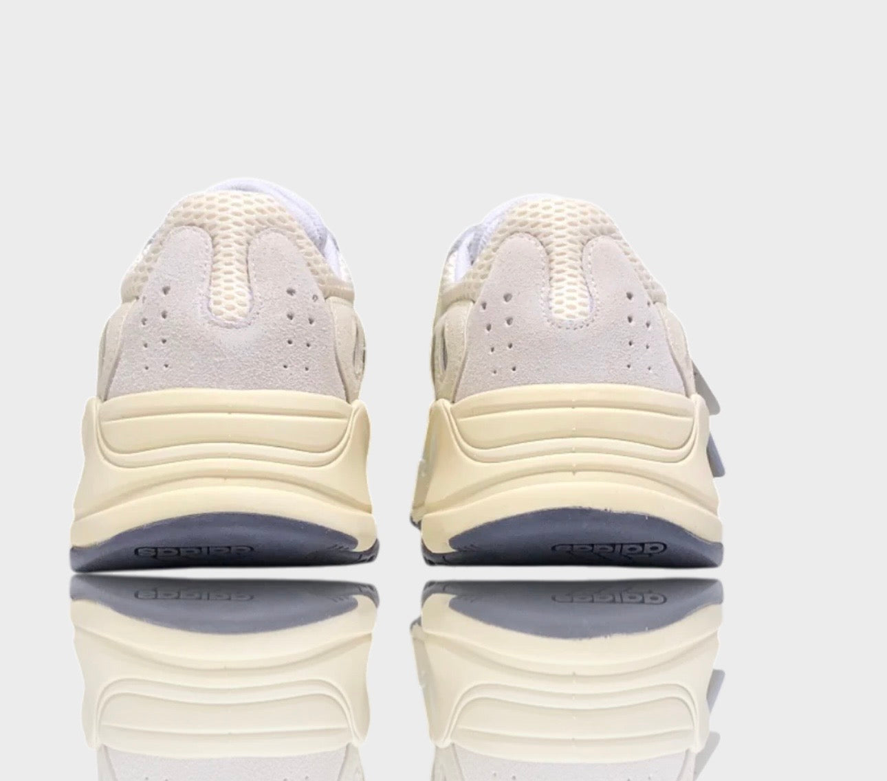 Yzy Boost 700 'Analog