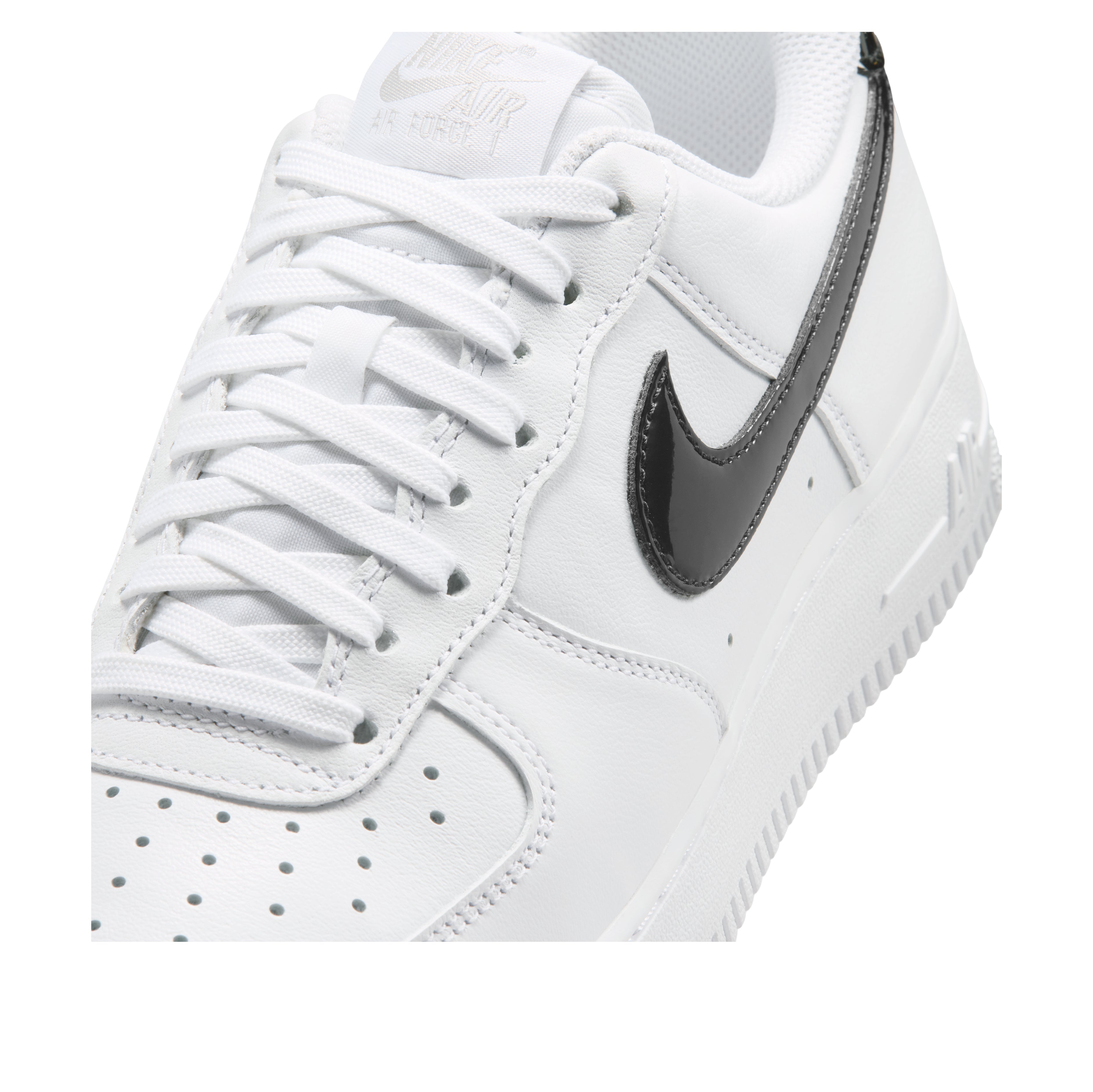 (WMNS) Nike Air Force 1 '07 SE 'White Silver Black' IV5102-101