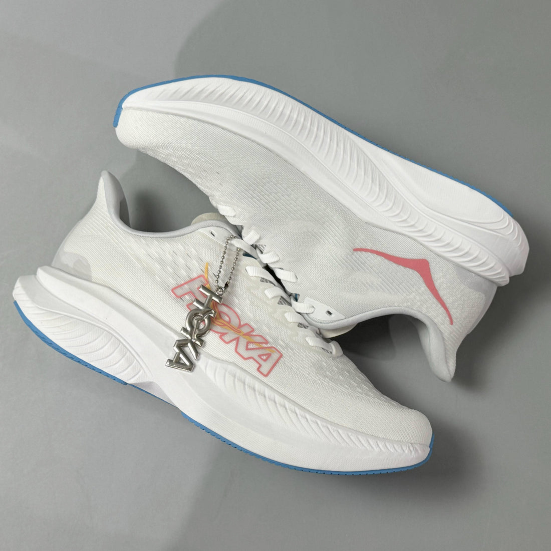 Hoka One One Mach 6 'White Nimbus Cloud'
