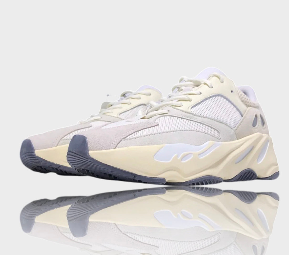 Yzy Boost 700 'Analog