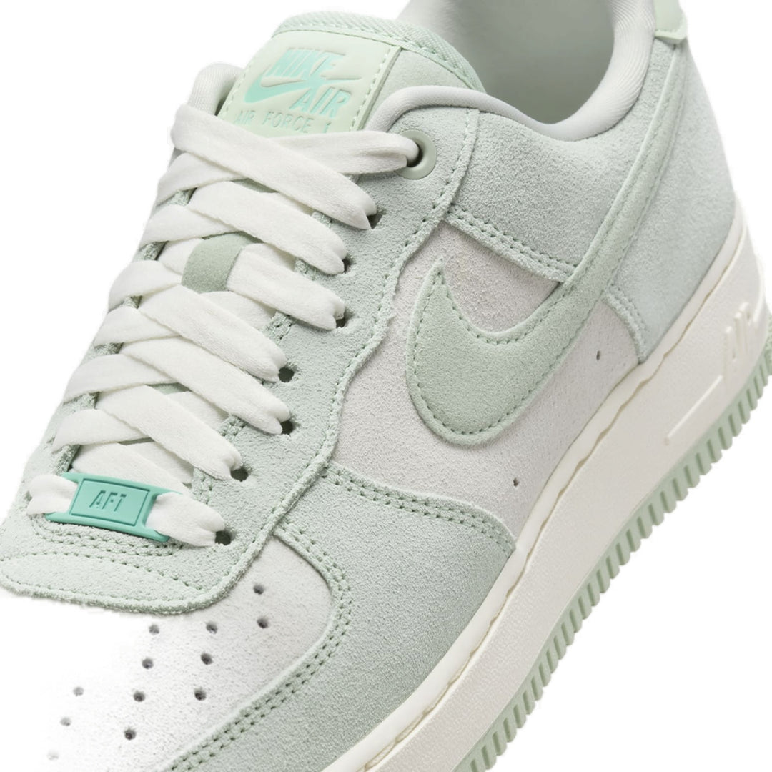 (WMNS) Nike Air Force 1 '07 SE 'Spruce Aura Pistachio Frost' HQ1497-099