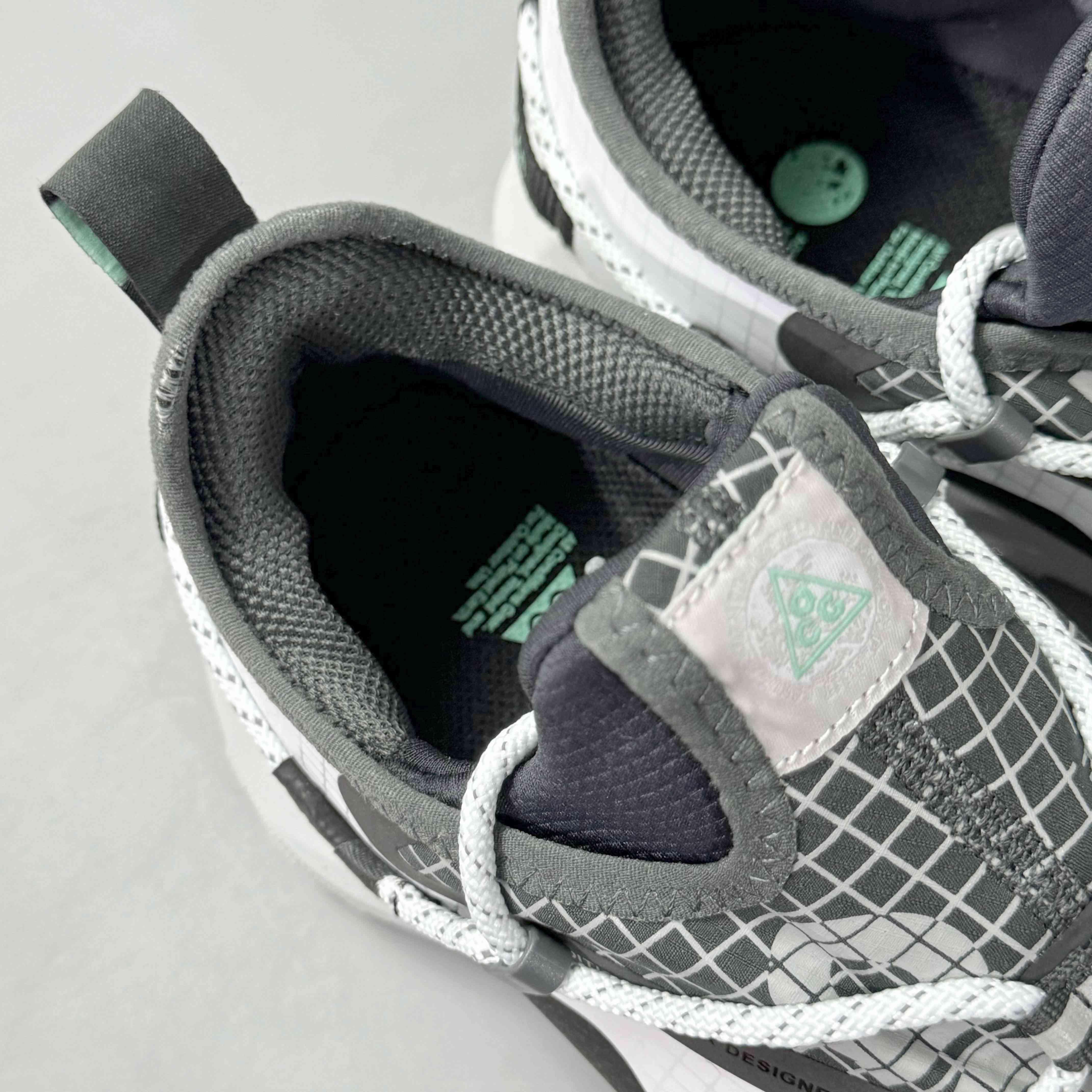 Nike ACG Mountain Fly 2 SE 'Light Menta'