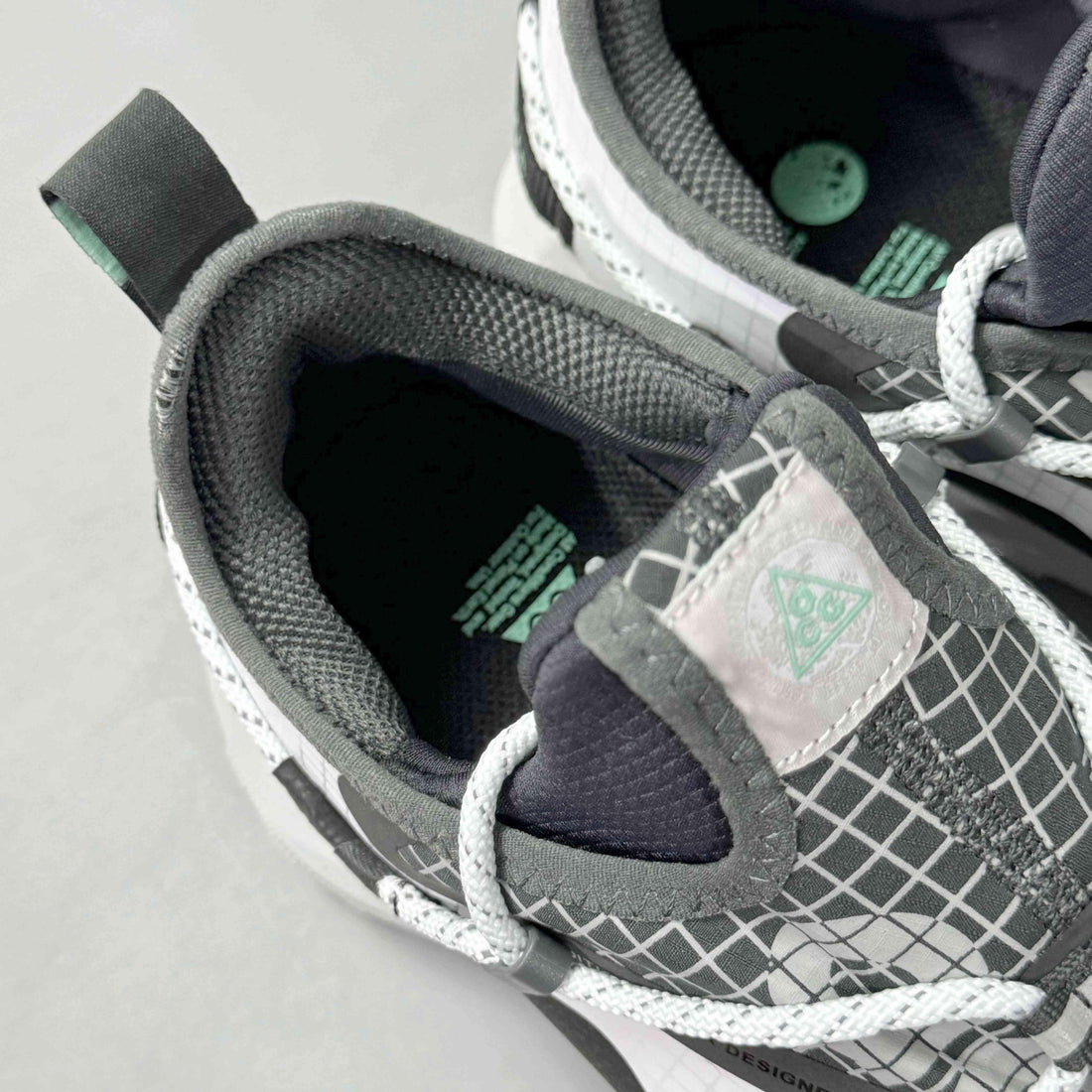 Nike ACG Mountain Fly 2 SE 'Light Menta'