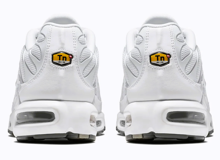 NIKE AIR MAX PLUS