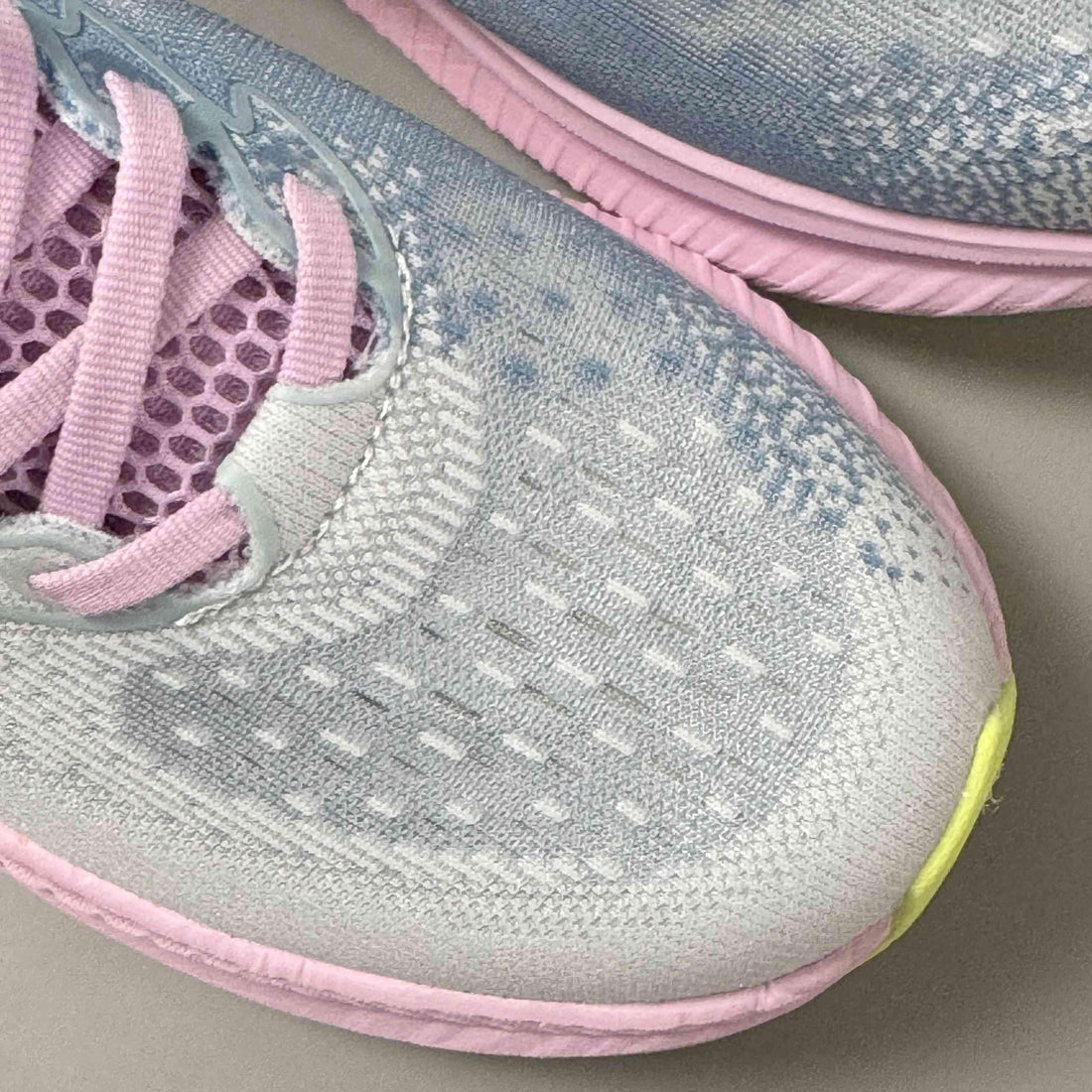 Hoka Mach 6 Illusion Dusk: Responsive Running Shoes – Energy Return