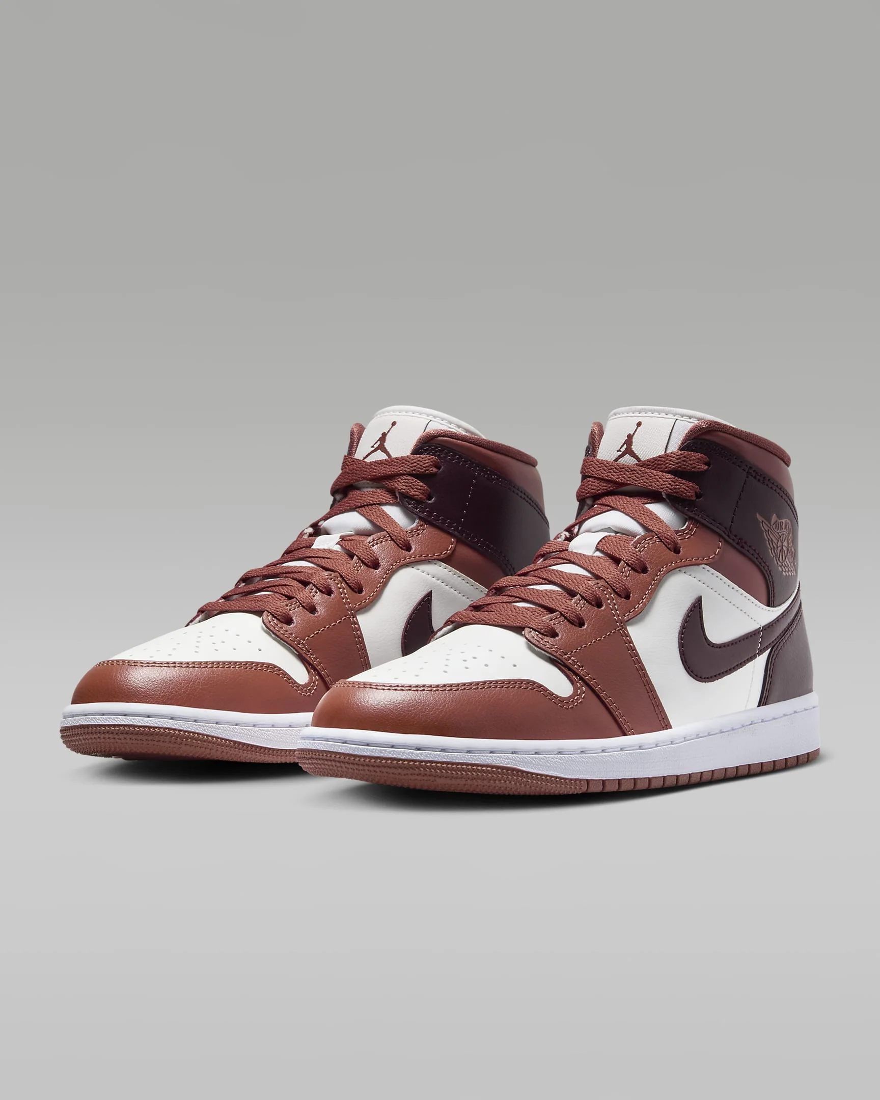 AIR JORDAN 1 Mid