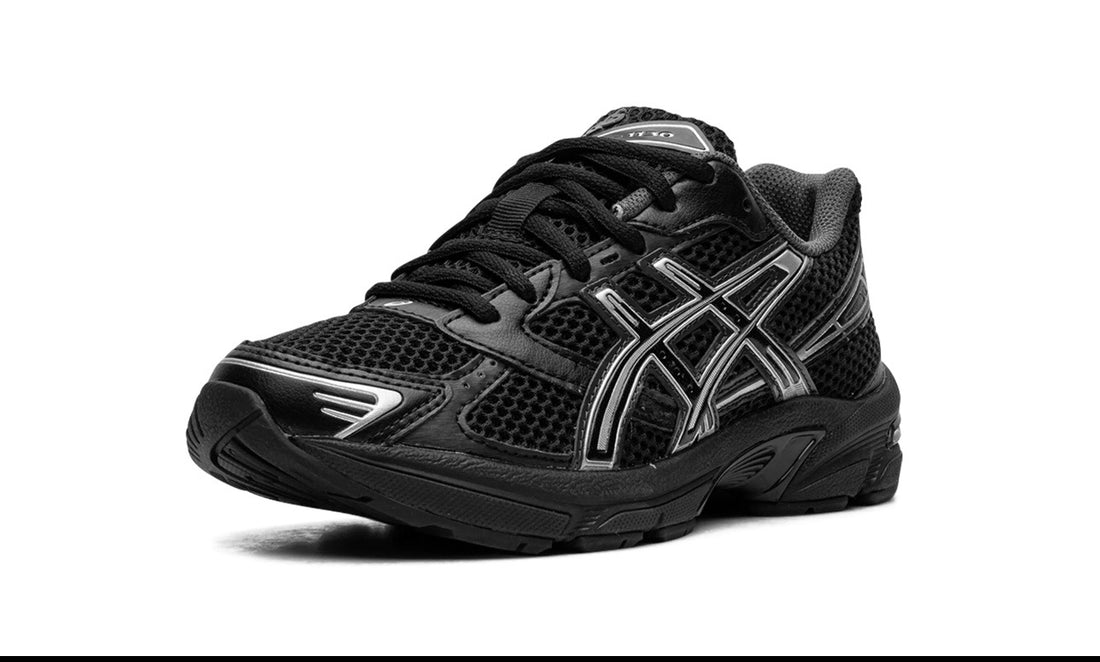 Gel 1130 "Black / Pure Silver" 1201A906