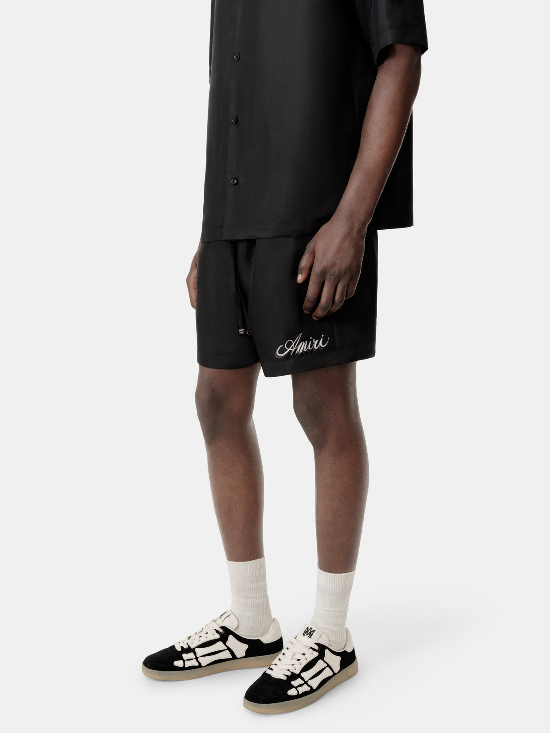 LIVING THE DREAM SHORT - Black