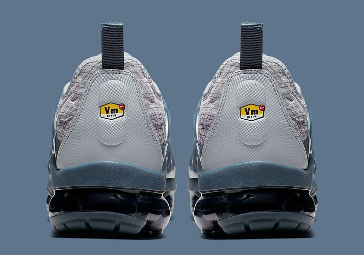 Nike Air VaporMax Plus 'Wolf Grey Dark Grey White'