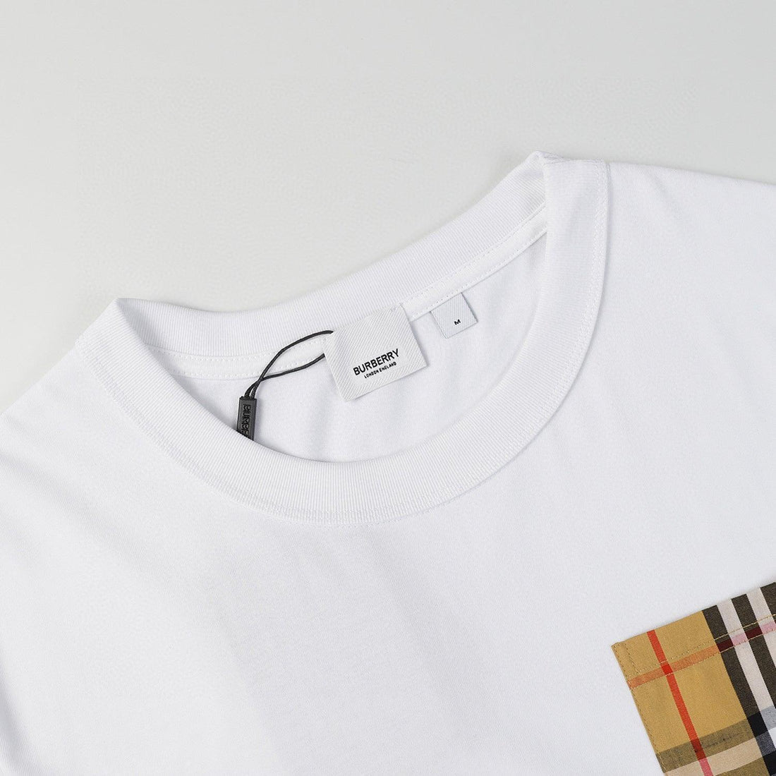 Burberry White Cotton T-Shirt | Classic Crew Neck – Effortless Style