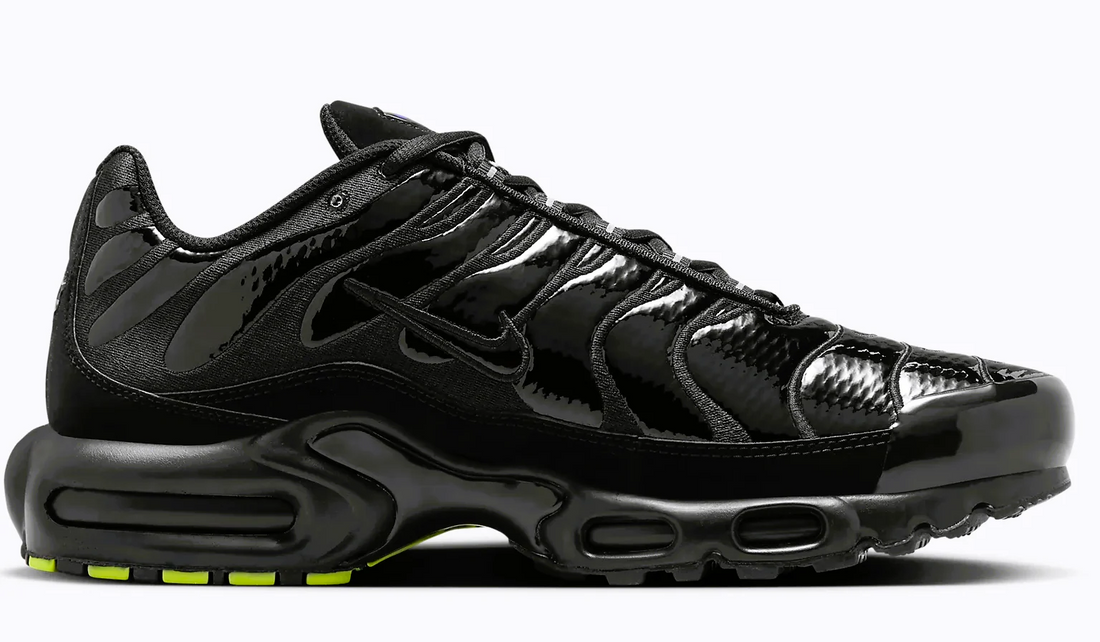 NIKE AIR MAX PLUS