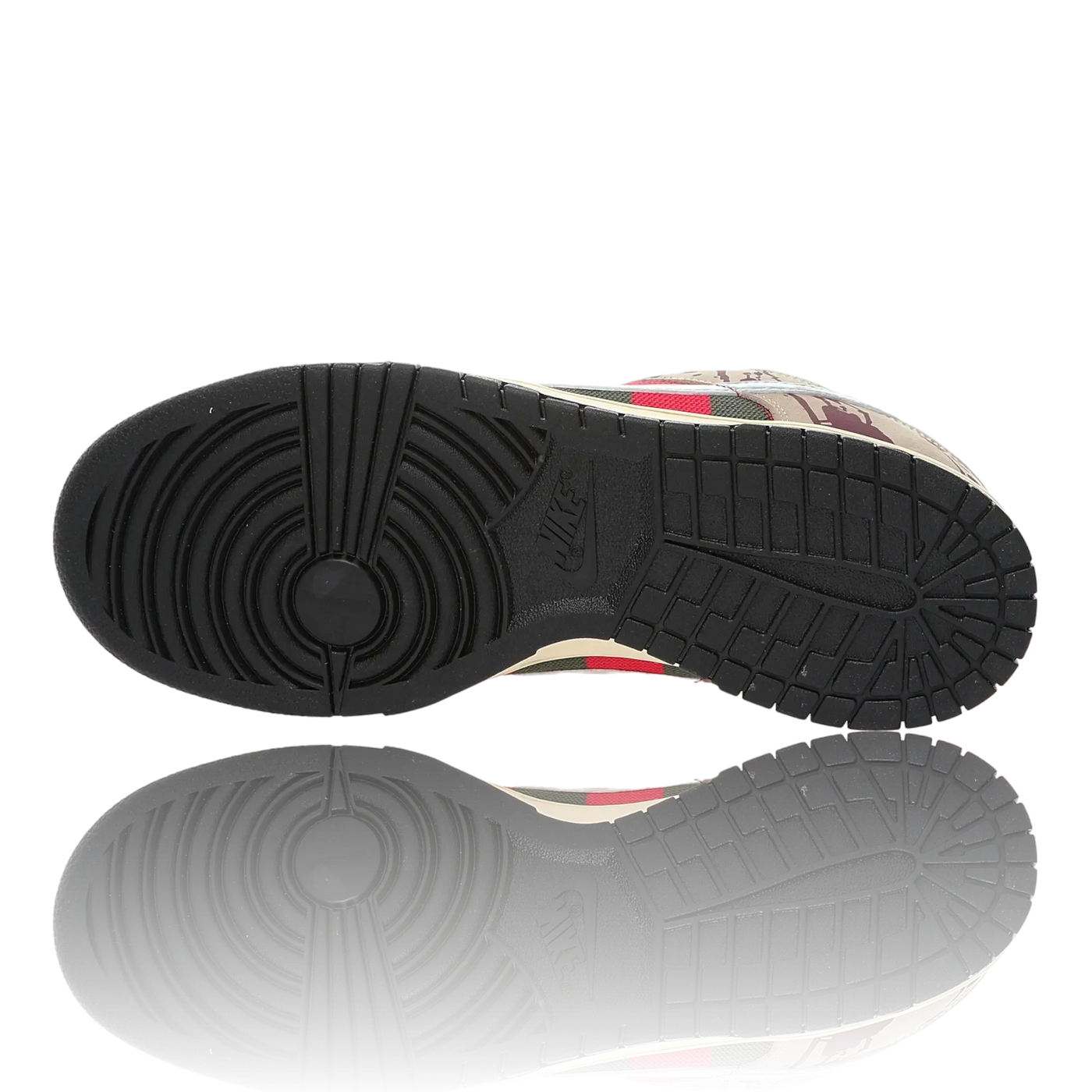 SB DNK LOW 'FREDDY KRUEGER