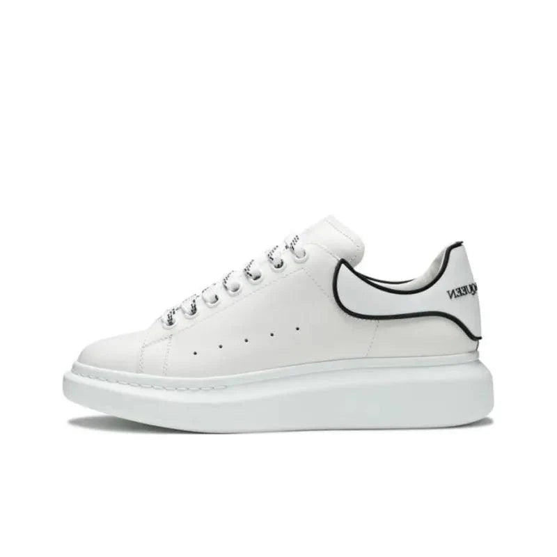 Alexander McQueen Oversized White Black Trim - Banlieue91