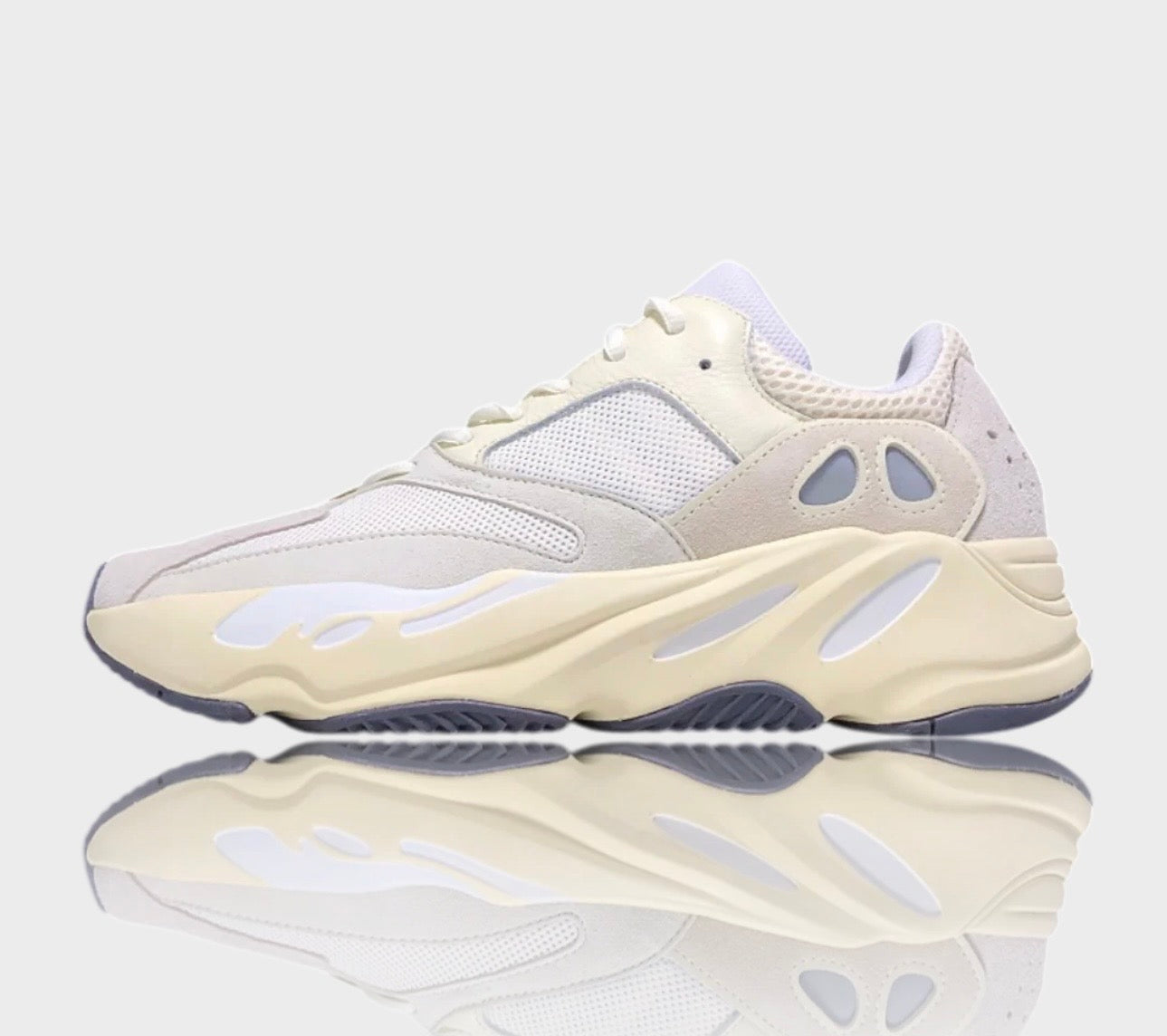 Yzy Boost 700 'Analog