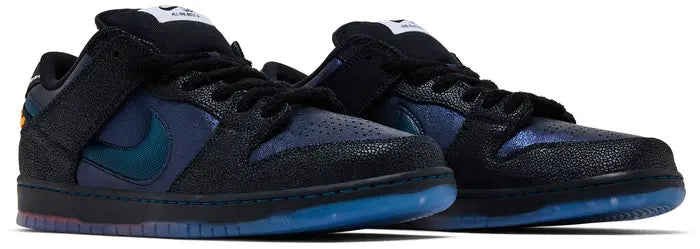 Bluetile x Nike SB Dunk 'Black Marina White'