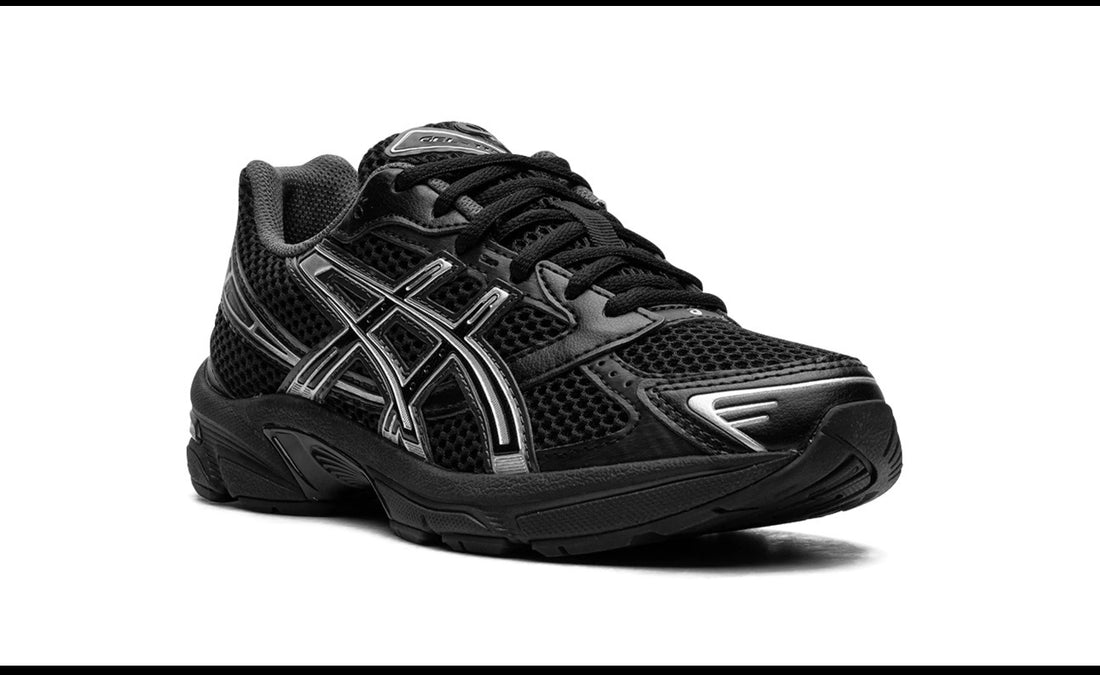 Gel 1130 "Black / Pure Silver" 1201A906
