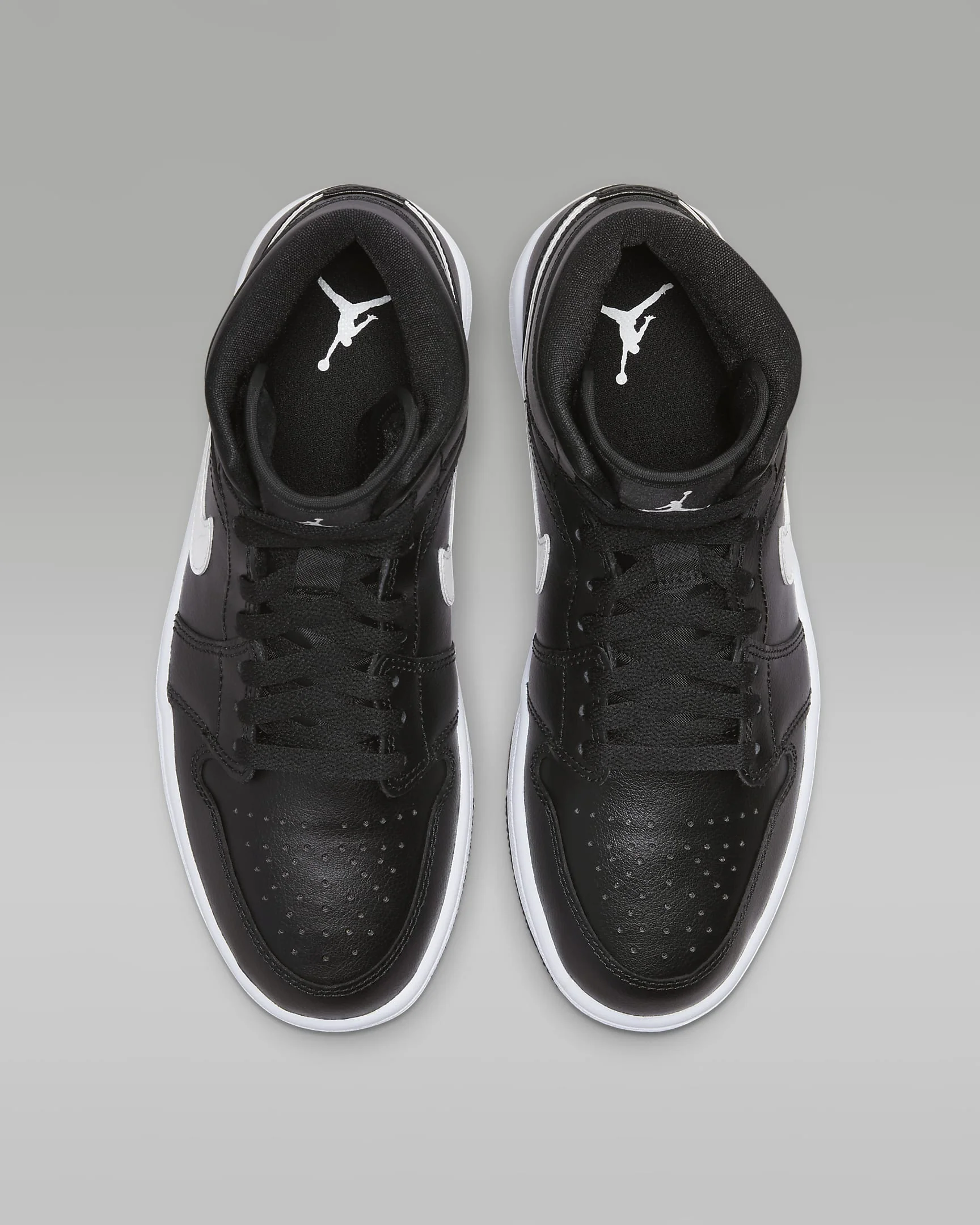 AIR JORDAN 1 MID Black/White