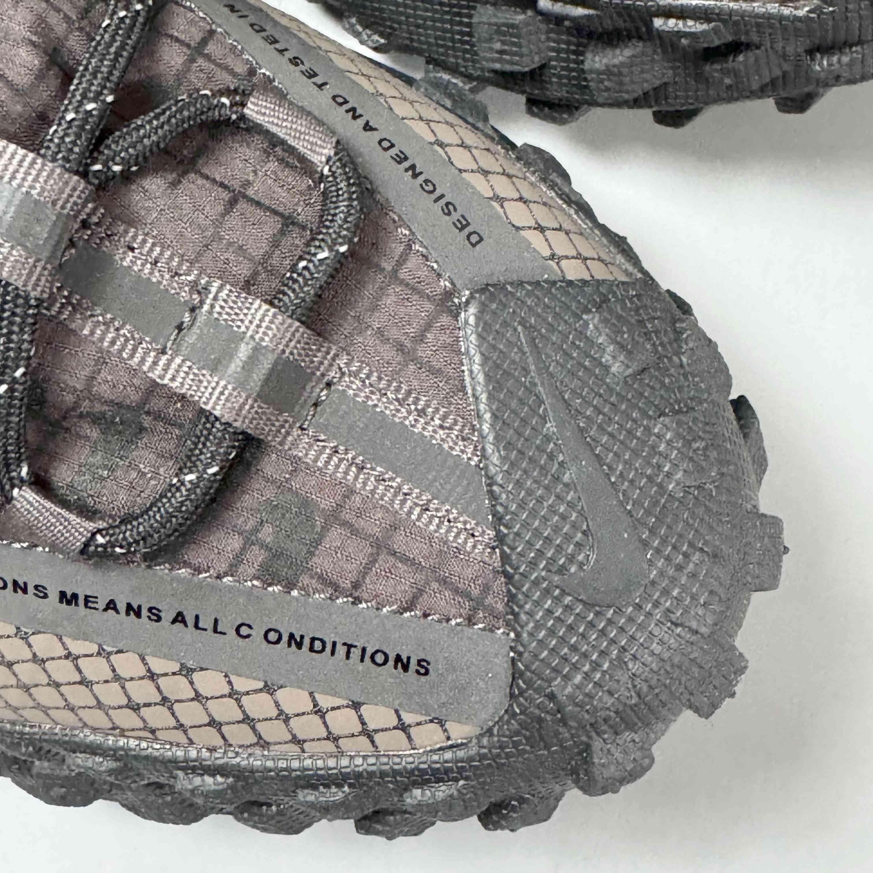 Nike ACG Mountain Fly Low 'Brown Basalt'